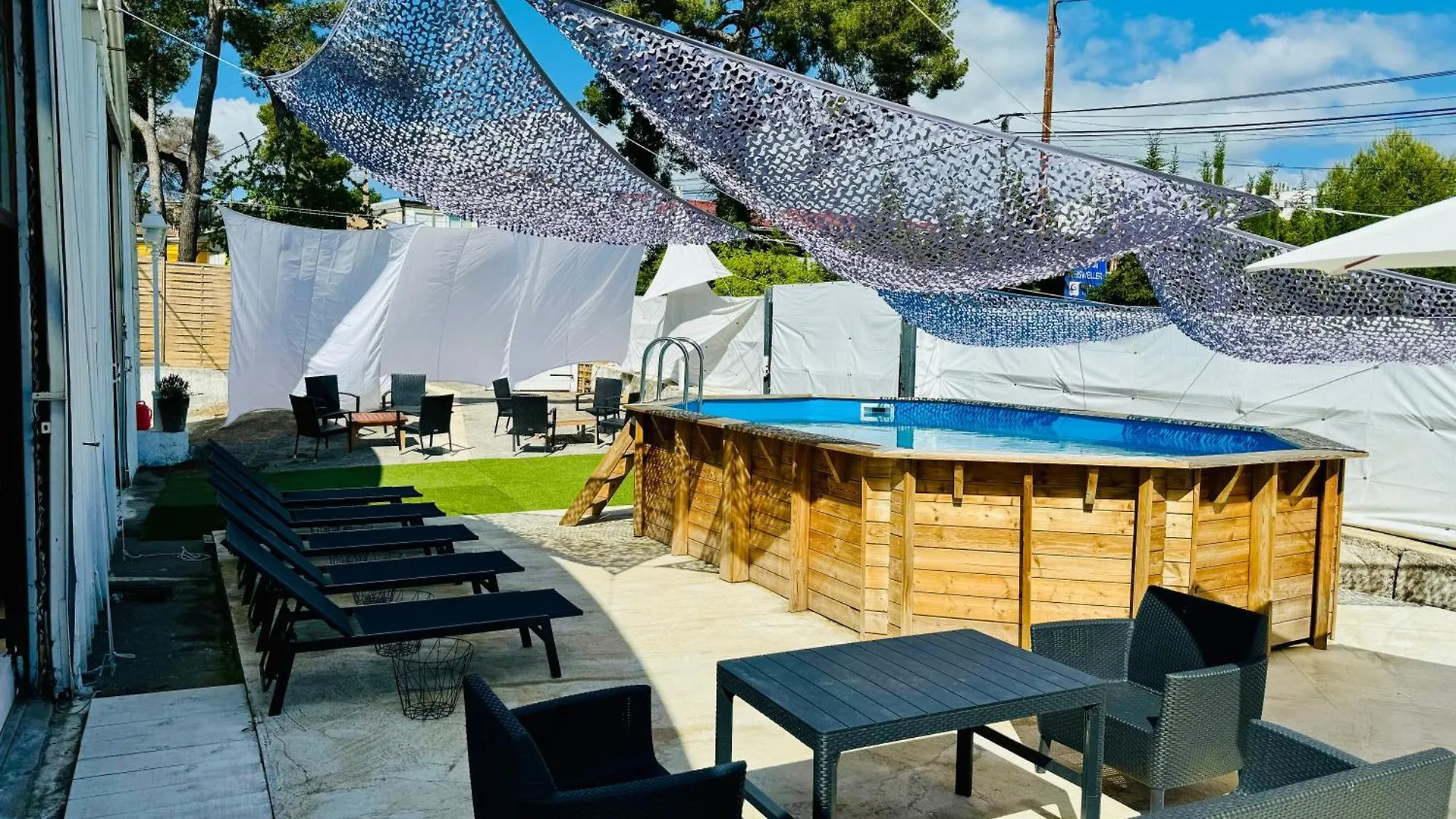 Chalet Bungalow Avec Piscine Antibes