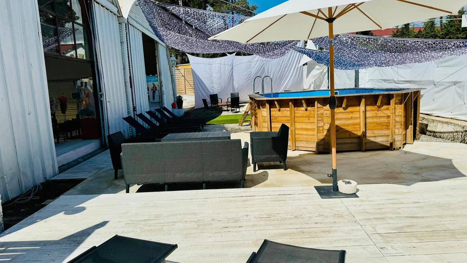 Bungalow Avec Piscine Antibes 0*,